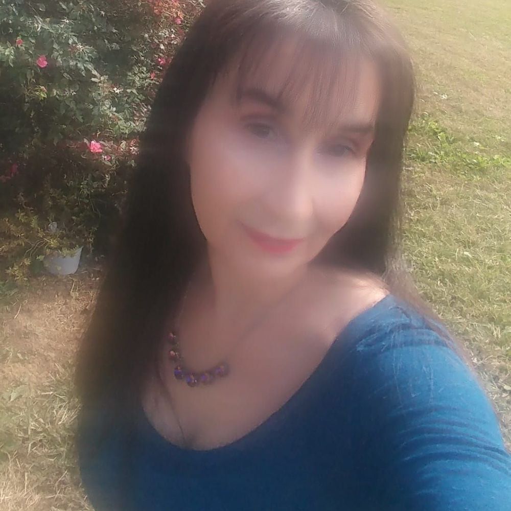 Meet your Posher, Nona